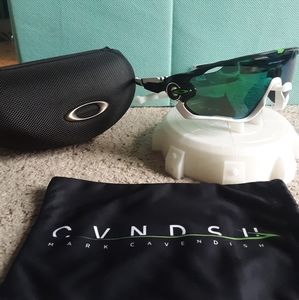 Oakley Jawbreaker Sunglasses Prizm Jade Cavendish